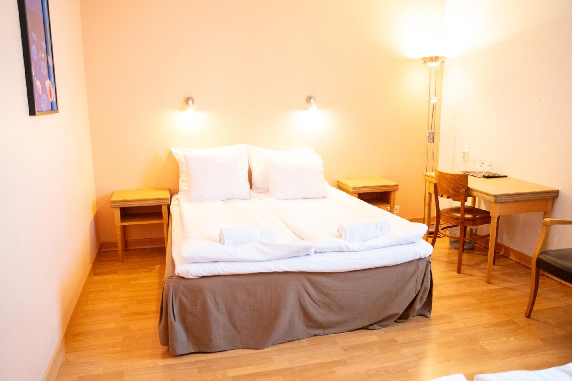 Hiisi Hotel Turku Seaport Экстерьер фото