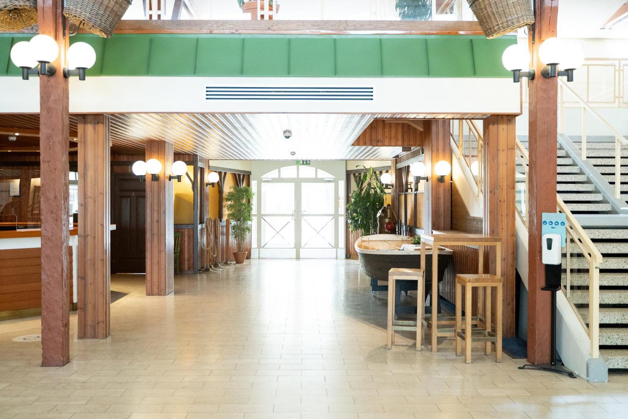 Hiisi Hotel Turku Seaport Экстерьер фото